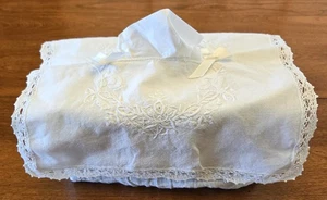 WHITE LINEN TISSUE BOX COVER w RIBBONS EMBROIDERY KLEENEX LEAF DESIGN - Picture 1 of 4