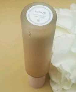 Mally Xo Stress Less Performance Foundation Medium 1 fl New Without Box - Picture 1 of 3