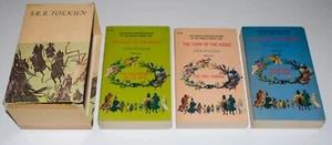 The Lord Of The Rings Methuen editions J. R. R. Tolkien Canadian Edition Set Y1 - Foto 1 di 10