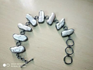 Bracciale in argento sterling 925 placcato nero con perla barocca naturale.... - Foto 1 di 2