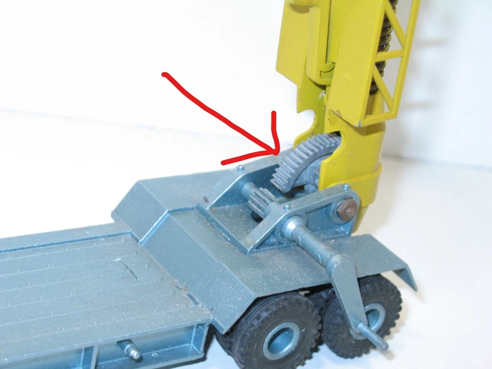 FJ, 1 Ingranaggio IN Metallo per La Rampa Lancia Razzo Camion Pacific Militare ( - Immagine 1 di 3