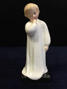 Vintage Royal Doulton Darling figurine HN 1985 13cm - Picture 1 of 5