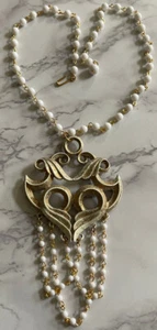 Florenza Runway Statement White Metal Gold Tone Beaded Pendant Necklace VS-35B - Picture 1 of 4