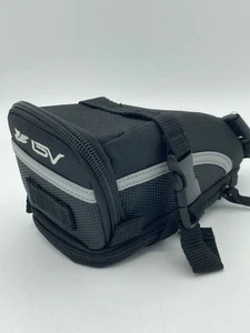 BV Borsa Bici Strap-On con Materiale Riflettente - Borsa da Sella Capace con Seper - Foto 1 di 7