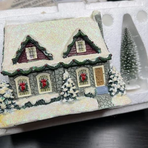 Thomas Kinkade Hawthorne Village Home For Christmas Lighted House w/ COA - Picture 1 of 6