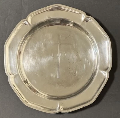 "Plateado vintage de 6"", WM Rogers 988, cruz de boda grabada en el centro" Foto 1 de 4