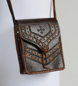 Vintage TOOLED LEATHER , CHOCOLATE BROWN SADDLE BAG / SATCHEL / CROSSBODY Sml - Picture 1 of 12