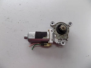 93 94 95 96 97 98 99 00 01 02 Volvo 850 S70 Right Passenger Window Lift Motor - Picture 1 of 12