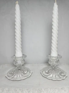 Pair of Vtg CAMBRIDGE Caprice Taper Candle Holders 2.75" Tall - Picture 1 of 9