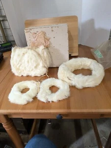 Vintage Fur Collar Cuffs And Muffler - Picture 1 of 4