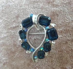 VTG LISNER BROOCH PIN SILVER TONE METAL W/ BLUE RHINESTONE& AURORA BOREALIS VGUC - Picture 1 of 10