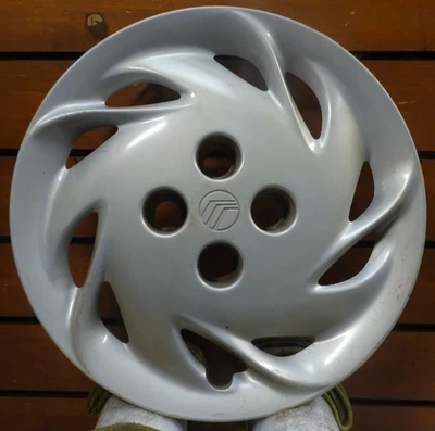 Tapacubos Mercury Tracer 14" 1997-1999 usado OEM F8K61130BA F7K61130AC 929 Foto 1 de 4