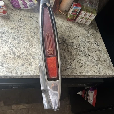 Cadillac 1978-1979 cupé Deville/Fleetwood conjunto de luces laterales derecho/pasajero Foto 1 de 4