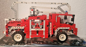 Lego 8289 Red Fire Truck