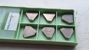 10 Walter carbide milling inserts P352-1R WPM ( P3521R for steels ) - Picture 1 of 2