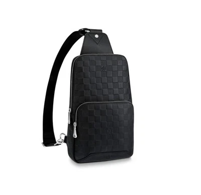 Bolsa tiracolo Louis Vuitton masculina Damier Infini Avenue preta US$ 2840 - Imagem 1 de 4