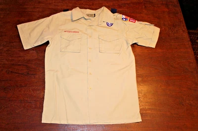 Boy Scouts of America BSA Men's Shirt Tan Small Sewn Patches Short Sleeve - Image 1 of 4