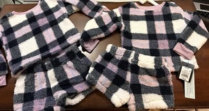 Lot Of (2) Pair Little Girls Pajamas Short Set Soft & Cozy Size (XS) 4/5 NWT - Picture 1 of 6