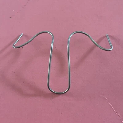 1968 1969 1970 年通用雪佛兰 Impala Caprice 座椅皮带钩屋顶固定夹原始设备制造商 — 第 1/4 张图片