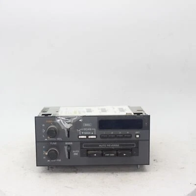 1995 雪佛兰 Beretta 收音机零件编号 - 638-00927B — 第 1/4 张图片