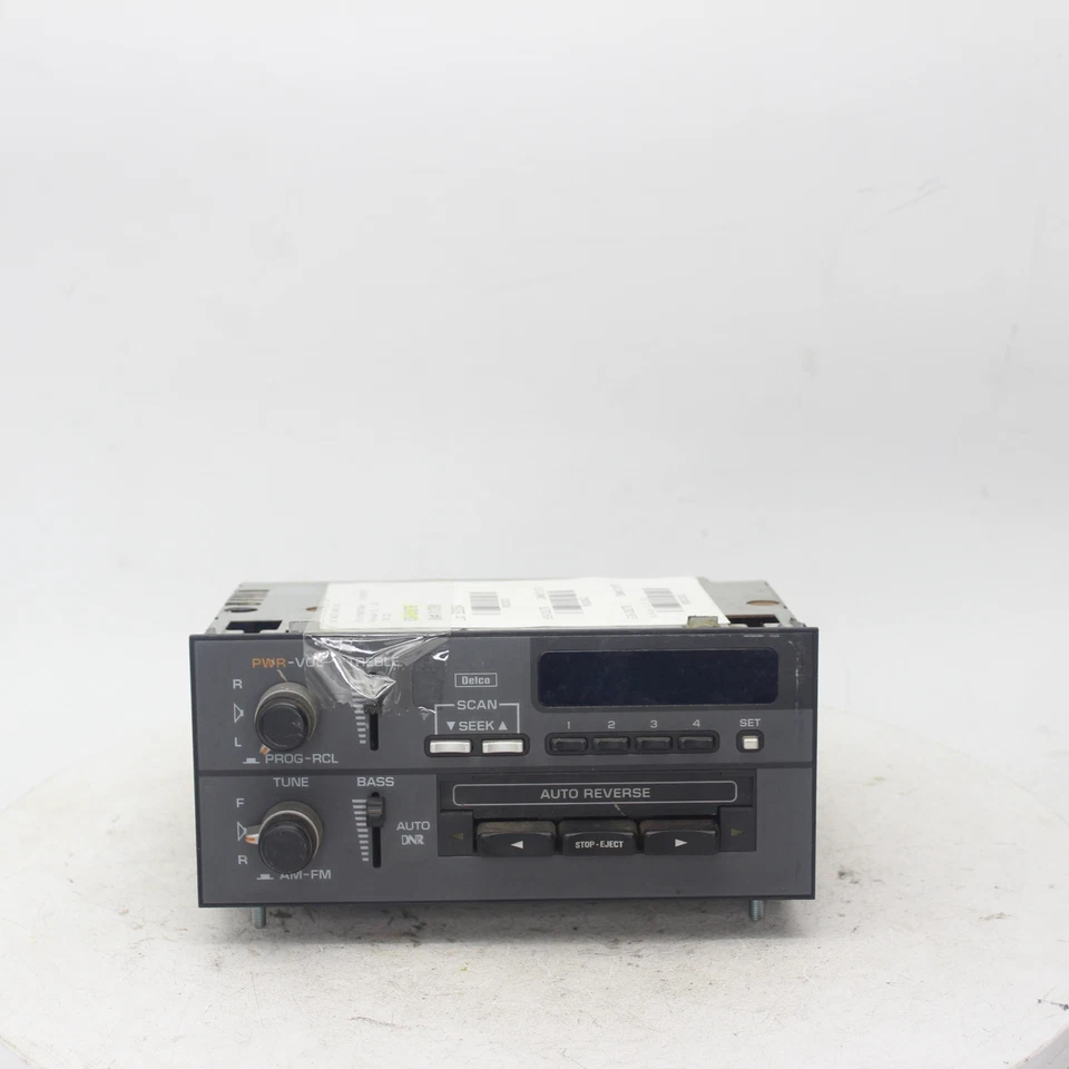 Chevrolet Beretta 1995 radio número de pieza - 638-00927B Foto 1 de 4