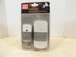 Shop Basics Interior 2 Tomas de corriente Grifo Control remoto Artículo RC004 TR009 - Imagen 1 de 2