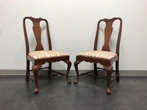 HENKEL HARRIS 104S 29 SPNEA Mahogany Queen Anne Dining Side Chairs - Pair A