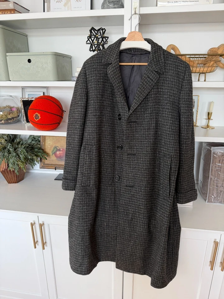 🔥 Vintage Harris Tweed Dark Charcoal Grey Houndstooth Balmacaan Overcoat 42 - Image 1 of 4