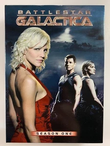 BATTLESTAR GALACTICA DVD SET Season One 5-disc Edward James Olmos Mary McDonnell - Imagen 1 de 5