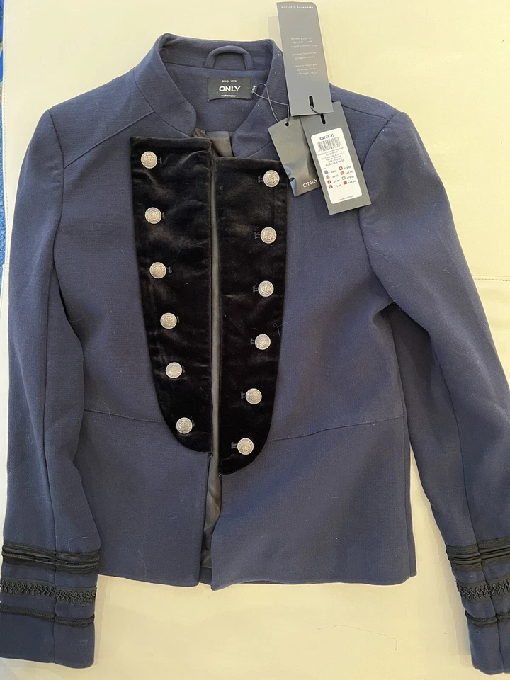 Blazer Chaqueta Militar Solo Mujer Azul Marino Negro Terciopelo Solapa, EU 34, NUEVO CON ETIQUETAS Foto 1 de 4