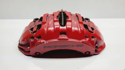 Pinza de freno delantera izquierda Brembo 2010-2016 Porsche Panamera roja OEM con pastillas OEM Foto 1 de 4