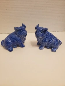 Vintage Pig Salt & Pepper Shakers Blue and White Ceramic Made By Enesco - Picture 1 of 3