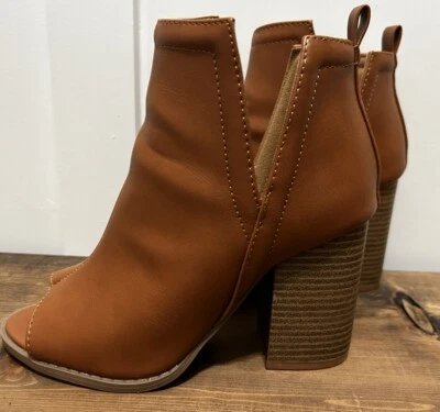 Pink Lily Boots Womens 6 US Leather Brown Heeled Ankle Bootie Camel Peep Toe - Image 1 of 4