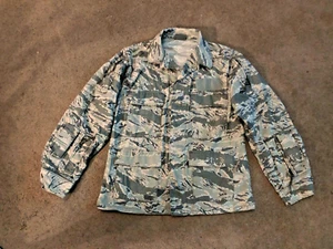Military ABU Shirt Medium Regular Airman's Battle Ensemble USAF Unisex #741 - Picture 1 of 10
