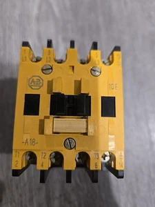 100-A18NJ3 contactor Relay - Picture 1 of 5