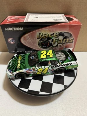 Jeff Gordon #24 DuPont Nicorette Color Chrome 2006 1/24 Nascar Diecast - Image 1 of 4