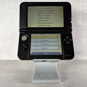 NINTENDO 3DS XL CONSOLE Blu + Caricatore - Foto 1 di 22