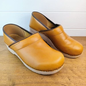 DANSKO CLOGS Professional Distressed Honey EU 40 | US 9.5 - 10 Medical Nursing  - Picture 1 of 18