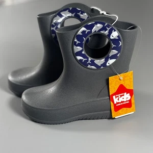 Okabashi Kinder Kendall Shark Regenstiefel Größe 10 grau maschinenwaschbar hergestellt in den USA - Bild 1 von 6