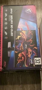 MSI MPG 321URX QD-OLED 32" UHD Gaming Monitor, 240Hz/0.03ms HDR 400 - Afbeelding 1 van 6