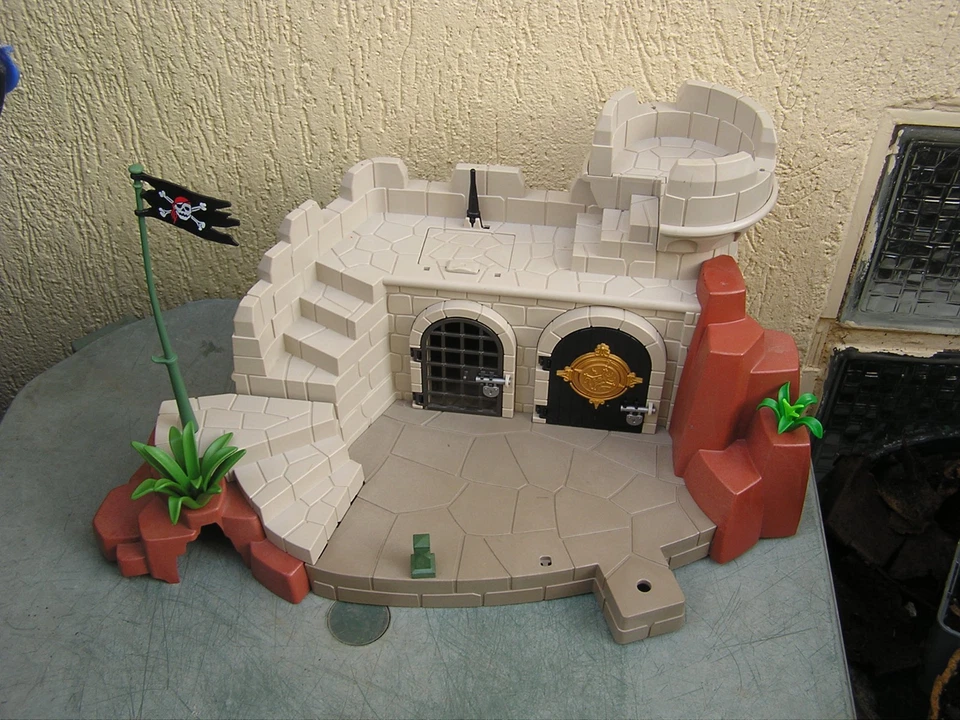 Playmobil : fort des pirates prison - Photo 1/4