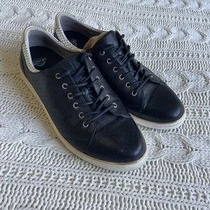 Abeo size EU 42 AU 10 Goldrush Black Leather Sneakers Lace Up Comfort EUC - Picture 1 of 10
