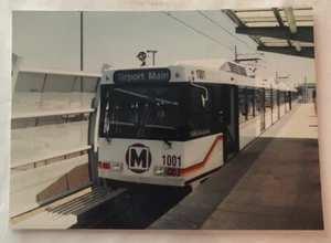 Foto de colección 1996 del aeropuerto Rapid Transit System, St. Louis, Missouri. - Imagen 1 de 4