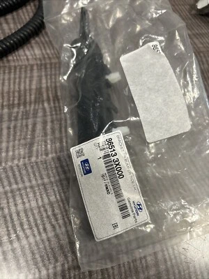 SOPORTE PARACHOQUES ORIGINAL CONDUCTOR DELANTERO para 11-16 HYUNDAI ELANTRA Y CUPÉ 865133X000 Foto 1 de 4