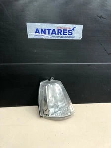 FRECCIA FANALE ANTERIORE DESTRA SENZA PORTALAMPADA AUTOBIANCHI Y10 1992>1995 - Foto 1 di 2