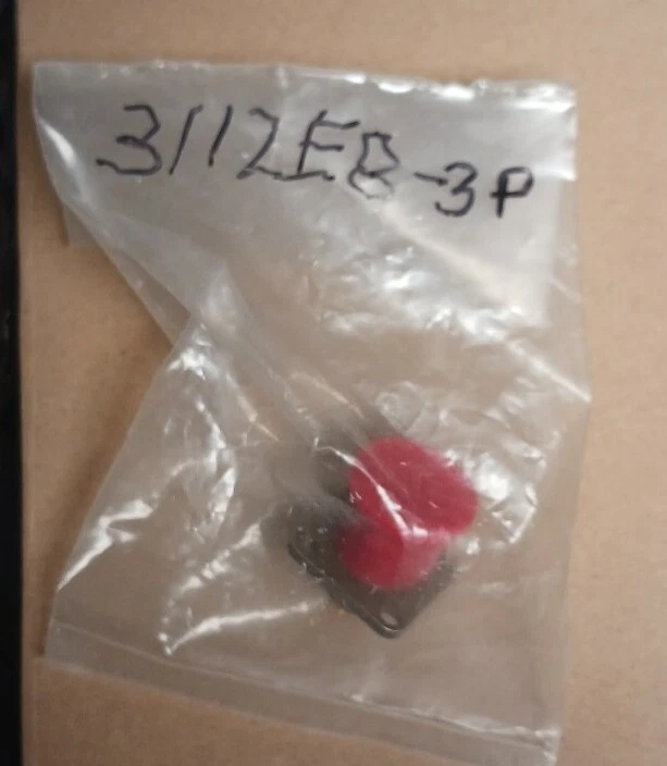 1 NEW in BAG AMPHENOL MS3112E8-3P CIRC. CONN. **SHIPS QUICK n FREE** - Image 1 of 1