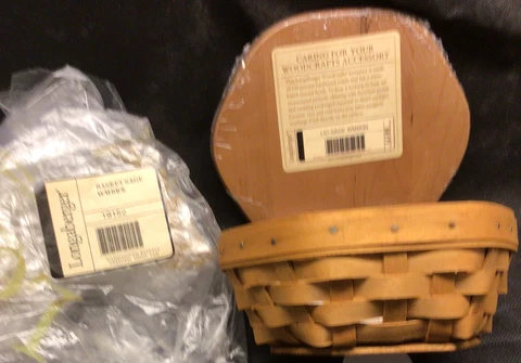 Longaberger 2007 Woven Basket With Cover. 6” Hexagon 3” Tall NEW Cover