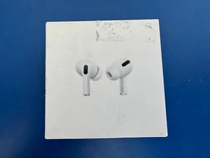 Apple AirPods Pro avec étui de chargement sans fil MagSafe - Photo 1 sur 5