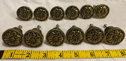 12-1.25” In Diameter Brass Color Floral Knobs Pulls Handles Patented 1336 Cover