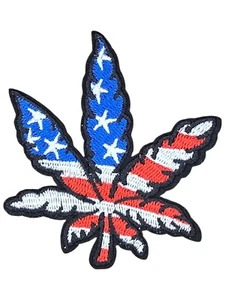 MARIJUANA LEAF IN USA AMERICAN FLAG COLORS WEED POT PLANT IRON ON PATCH - Picture 1 of 3